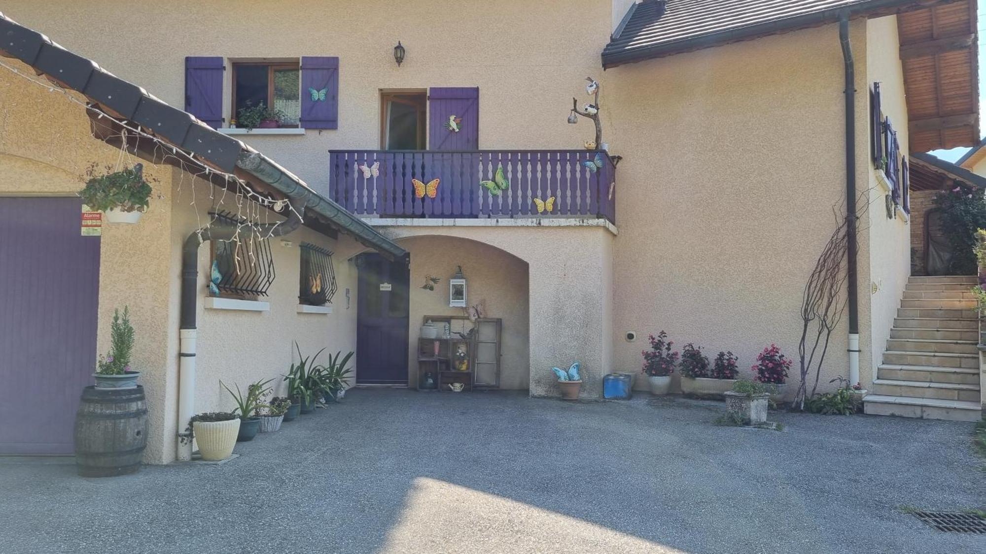 Comme A La Maison, Chambres Au Calme Verrens-Arvey Exterior photo